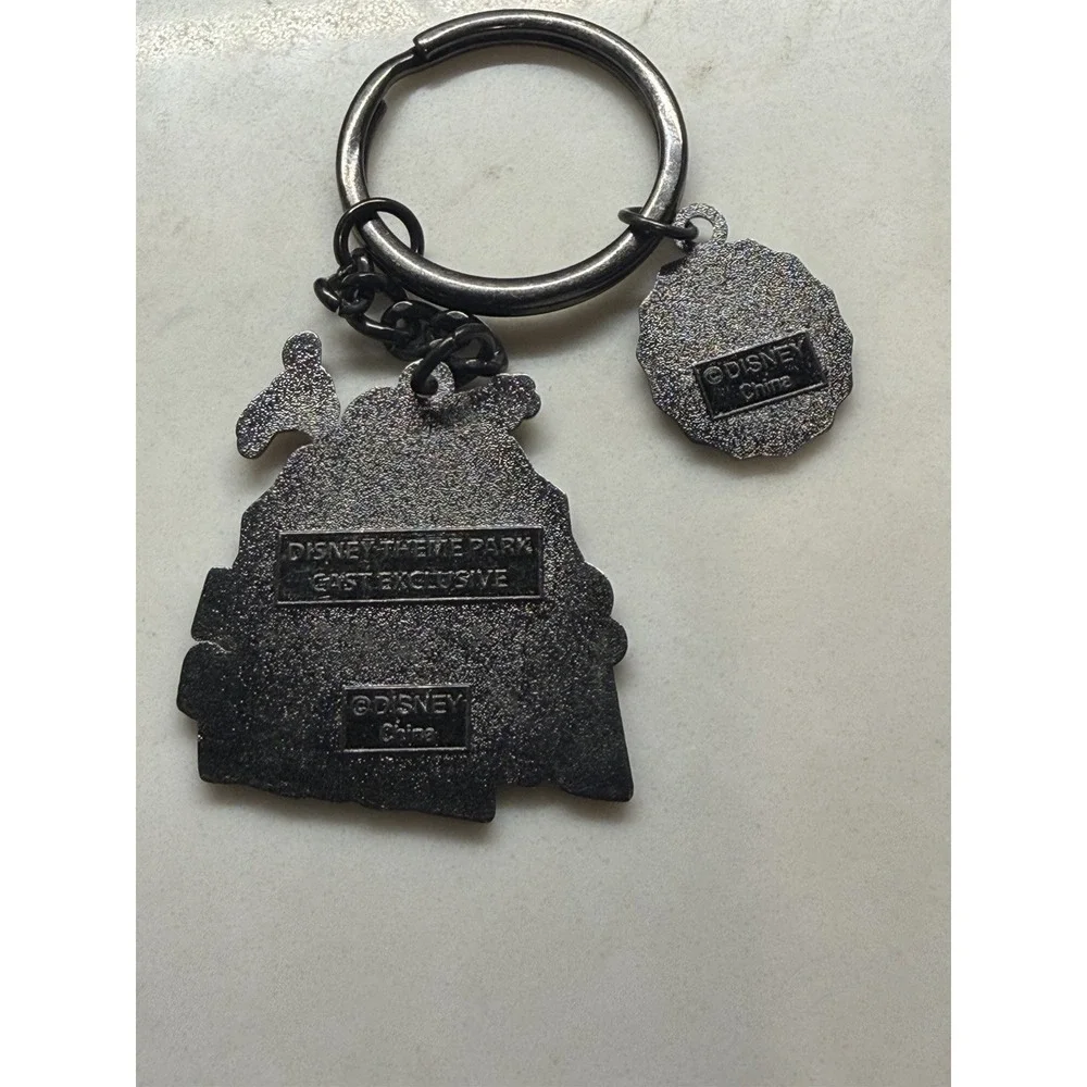 Disney Cast Member Exclusive Minnie Mouse I Make Magic Happen Keychain Theme Pk